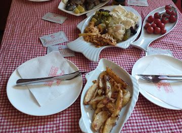 kosovo/gjakova/restaurant/qingji-ujit