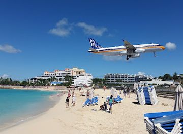 sint-maarten/maho-beach/restaurant/sunset-bar-and-grill