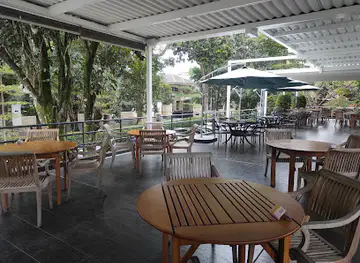 Maxi’s Resto