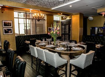 massachusetts/boston/downtown/restaurant/vintage-restaurant-and-lounge