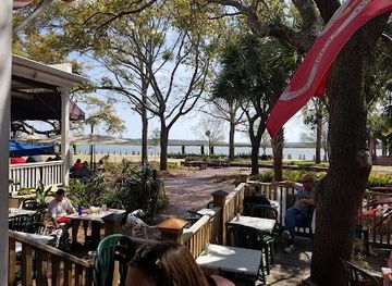 south-carolina/beaufort/restaurant/luther-s-rare-well-done