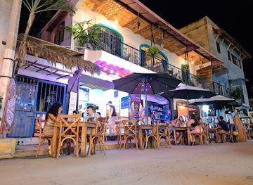 mexico/sayulita/restaurant/santas-iguanas