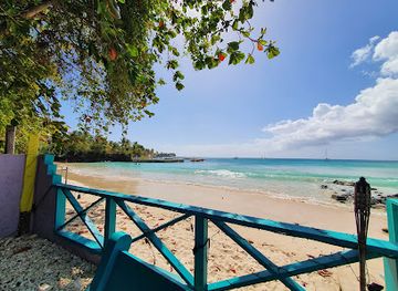 trinidad-and-tobago/nylon-pool/restaurant/bago-s-beach-bar