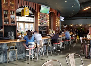 Del Pez Riverfront