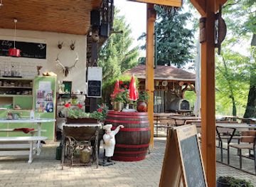 hungary/western-transdanubia/restaurant/mugati-csarda