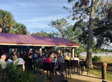 south-carolina/hilton-head-island/restaurant/fishcamp-on-broad-creek