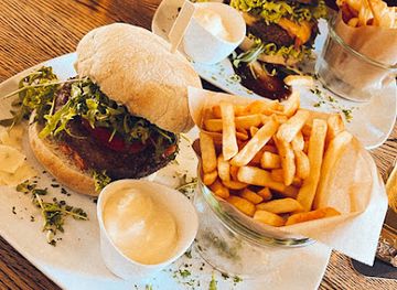 germany/east-frisia/restaurant/aqua-ihlow-bar-restaurant-treffpunkt