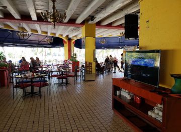 mexico/ixtapa-zihuatanejo/restaurant/kraken-chef