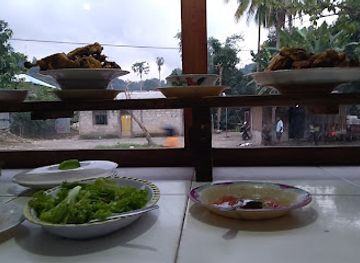 timor-leste/manufahi/restaurant/warung-linmar