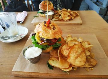 lithuania/palanga-beach/restaurant/a-petit