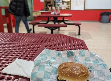 canada/iqaluit/restaurant/bt-kitchen-food