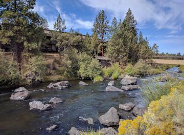 oregon/cascade-lakes-scenic-byway/restaurant/currents-at-the-riverhouse