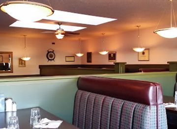 canada/saskatoon/restaurant/kisavos-restaurant-lounge