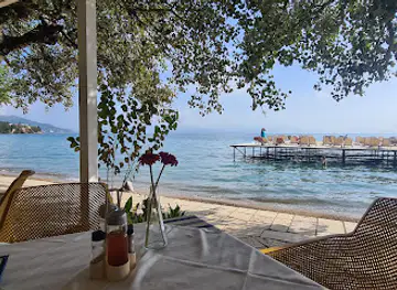 Dassia beach restaurant