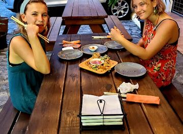 honduras/roatan/restaurant/wok-roatan