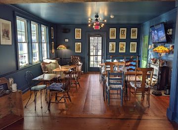 new-hampshire/cheshire-county/restaurant/watkins-inn-tavern