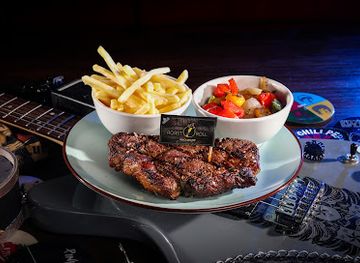 bolivia/cochabamba/la-recoleta/restaurant/roast-roll