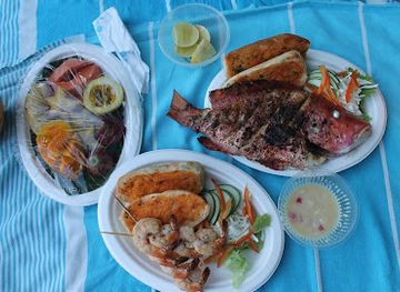 seychelles/cousine-island/restaurant/perry-s-grillz