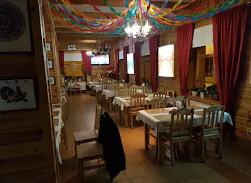 Restauracja & Hotel "KUR" Myszyniec. Kurpie