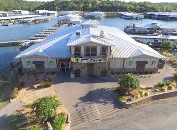 oklahoma/lake-texoma/restaurant/the-island