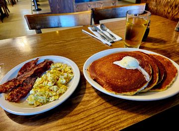 washington/kent/restaurant/mary-s-fine-foods