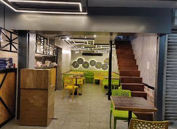 india/bhopal/restaurant/famous-restaurant