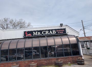 connecticut/bridgeport/restaurant/mr-crab-seafood-bar