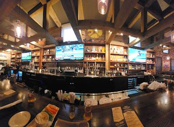 north-carolina/blue-ridge-mountains/restaurant/chester-brunnenmeyer-s-bar-grill