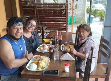 ecuador/mindo/restaurant/dawn-coffe