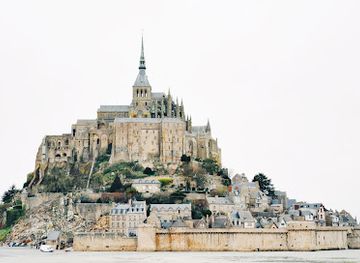 france/mont-saint-michel-bay/restaurant/l-hippocampe