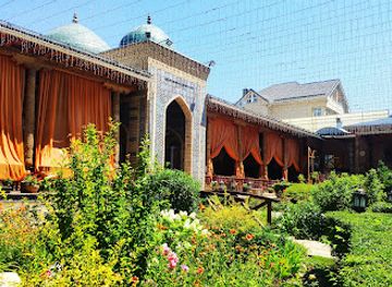 kazakhstan/altai-mountains/restaurant/alasha