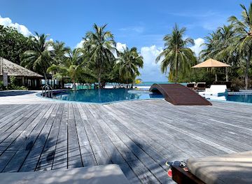 Meeru Bar