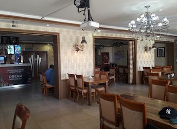mongolia/gobi-desert/restaurant/dream-oasis-restaurant