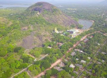 sri-lanka/knuckles-mountain-range/restaurant/sundaras-resort-spa