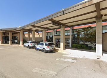 oklahoma/lawton/restaurant/let-s-eat-at-chin-s