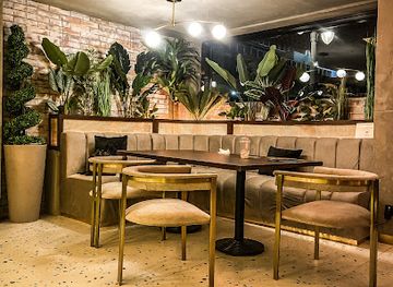 kuwait/kuwait-city/restaurant/business-lounge-restaurant