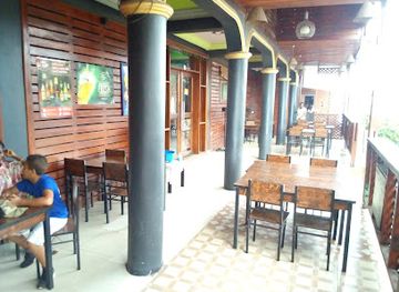 ghana/fante/restaurant/portions-restaurant-and-garden
