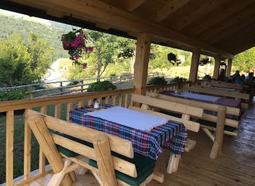 montenegro/savnik/restaurant/gnijezdo