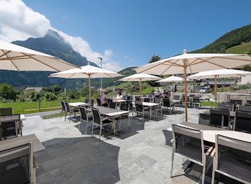 switzerland/uri/restaurant/traumli