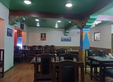 india/leh/restaurant/apricot-bowl-restaurant-and-rooftop-cafe