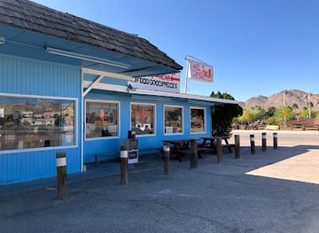 nevada/ash-meadows-national-wildlife-refuge/restaurant/mel-s-diner