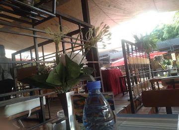 uganda/kampala/bugolobi/restaurant/whispers-restaurant-bugolobi