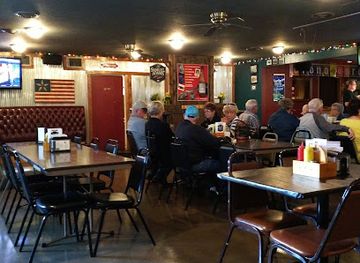 iowa/little-switzerland/restaurant/lucky-pig-pub-grill