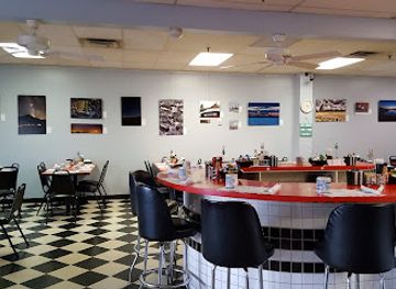 michigan/kalamazoo/restaurant/nina-s-cafe