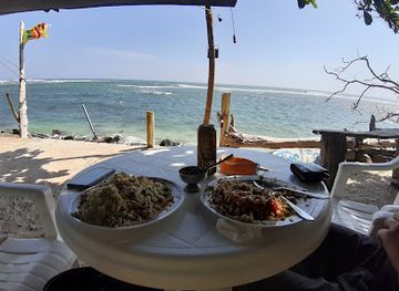 sri-lanka/ruhuna/restaurant/the-little-hut