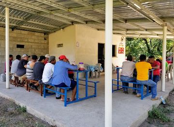 honduras/la-paz-region/restaurant/restaurante-la-vega