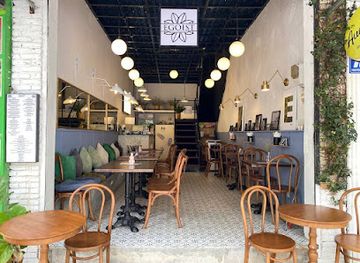 vietnam/nha-trang/restaurant/egoist-restaurant