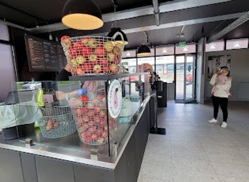 iceland/hafnarfjordur/restaurant/joe-the-juice