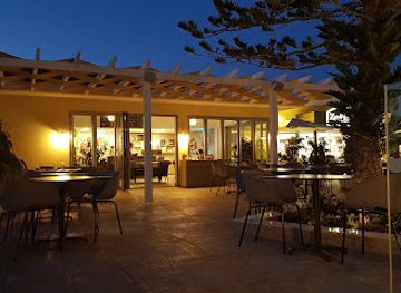 cyprus/nissi-beach/restaurant/italien-cafe-restaurant