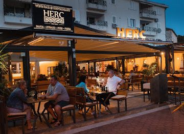 croatia/makarska-riviera/restaurant/restoran-herc